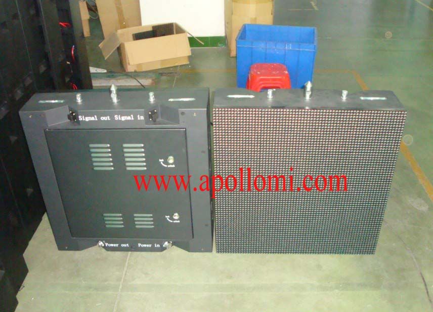 32pcs P10 outdoor rental led screen cabinets exported to Australia