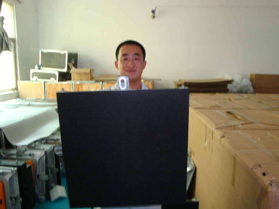 1.8cm Ultra Thin Indoor Rental Led Screen Cabinets
