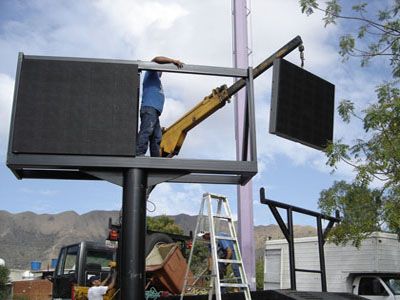 Outdoor Led Screen Installation 