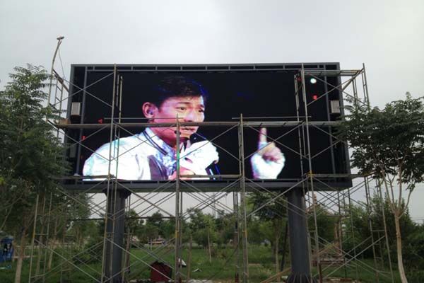 P16 advertising led display screen in China